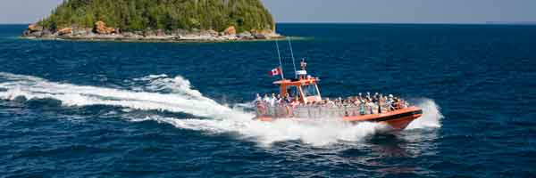 Boat Cruise to Flowerpot Island and Shipwrecks